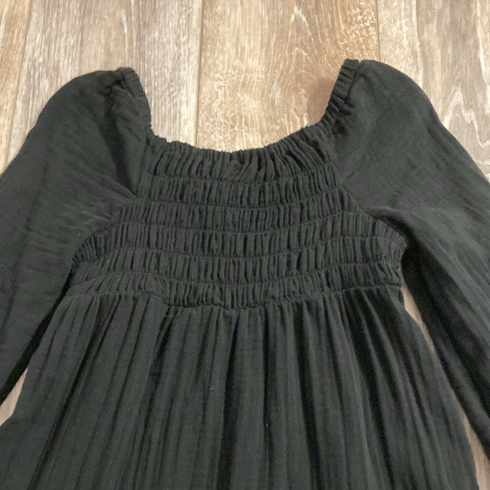Old Navy Black Kids Dress - Picture 2 of 4